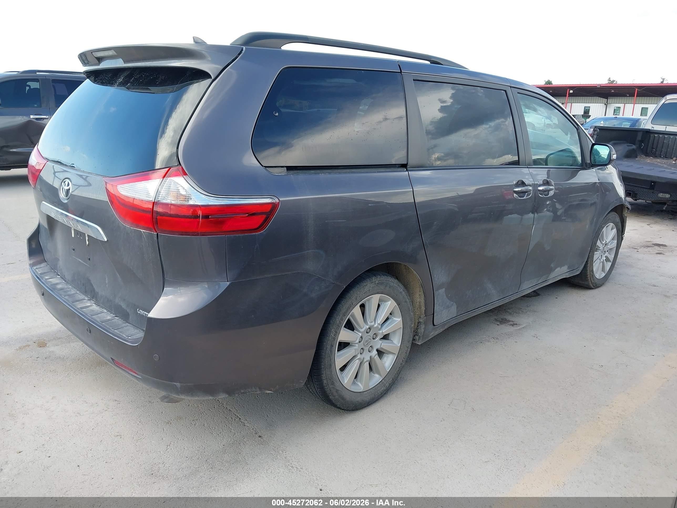 2015 Toyota Sienna Limited 7 Passenger Gray vin: 5TDYK3DC9FS586755