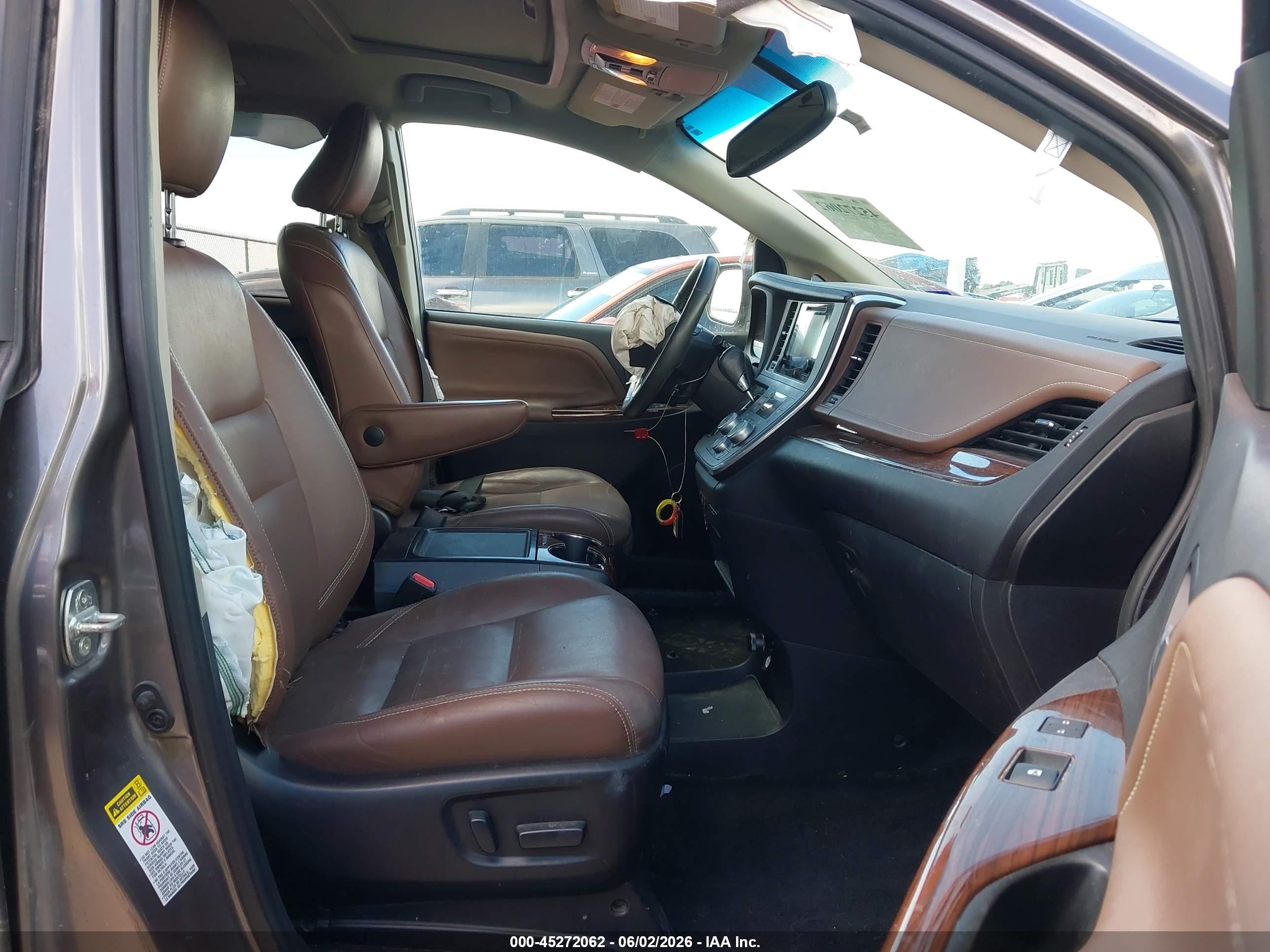 2015 Toyota Sienna Limited 7 Passenger Gray vin: 5TDYK3DC9FS586755