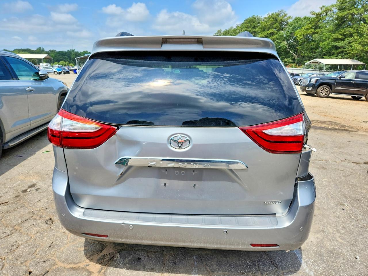 2015 Toyota Sienna Limited Premium 7-passenger Gray vin: 5TDYK3DC9FS596038
