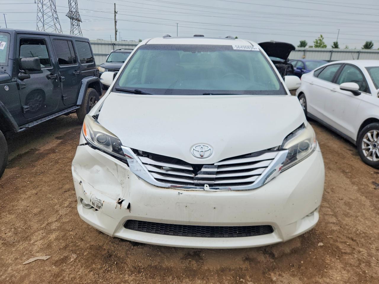 2015 Toyota Sienna Limited Premium 7-passenger White vin: 5TDYK3DC9FS632942