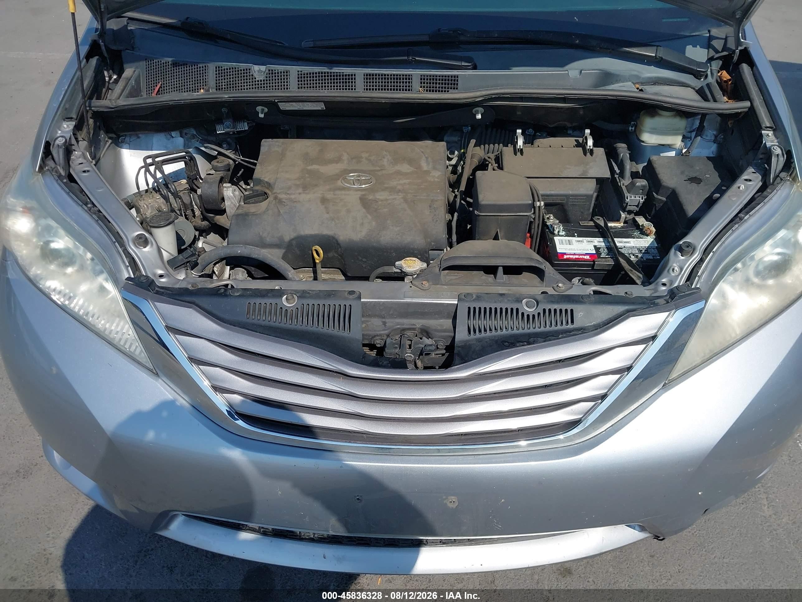 2015 Toyota Sienna Xle 8 Passenger Silver vin: 5TDYK3DC9FS653368