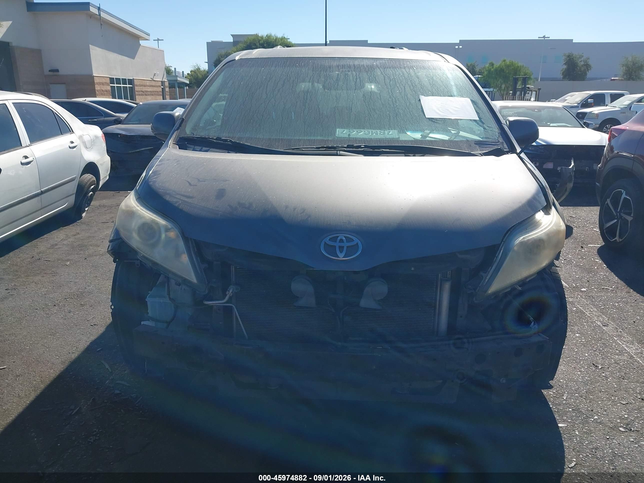 2015 Toyota Sienna Xle Premium 8 Passenger Gray vin: 5TDYK3DC9FS683793