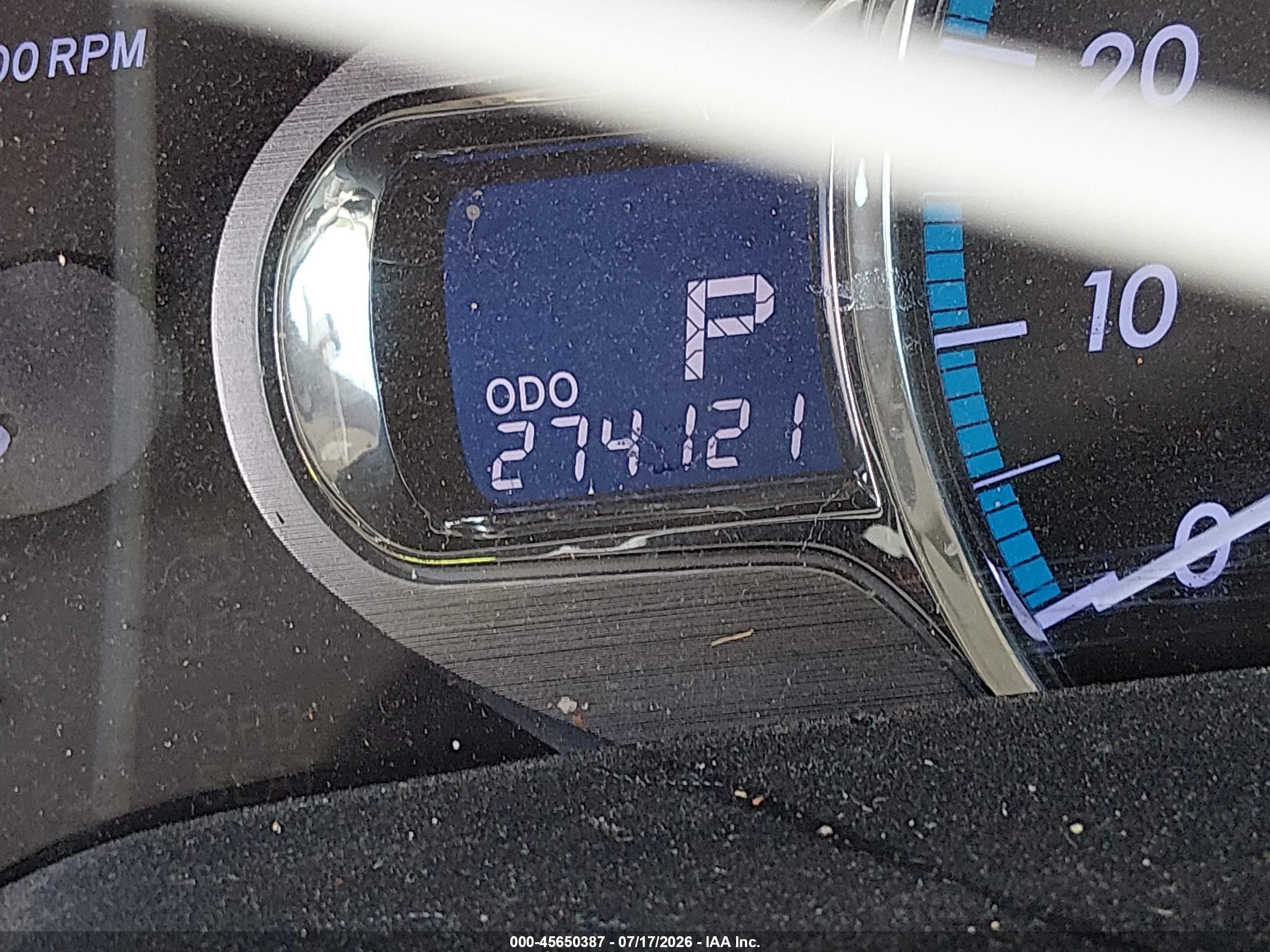 2011 Toyota Sienna Xle V6 Silver vin: 5TDYK3DCXBS115496