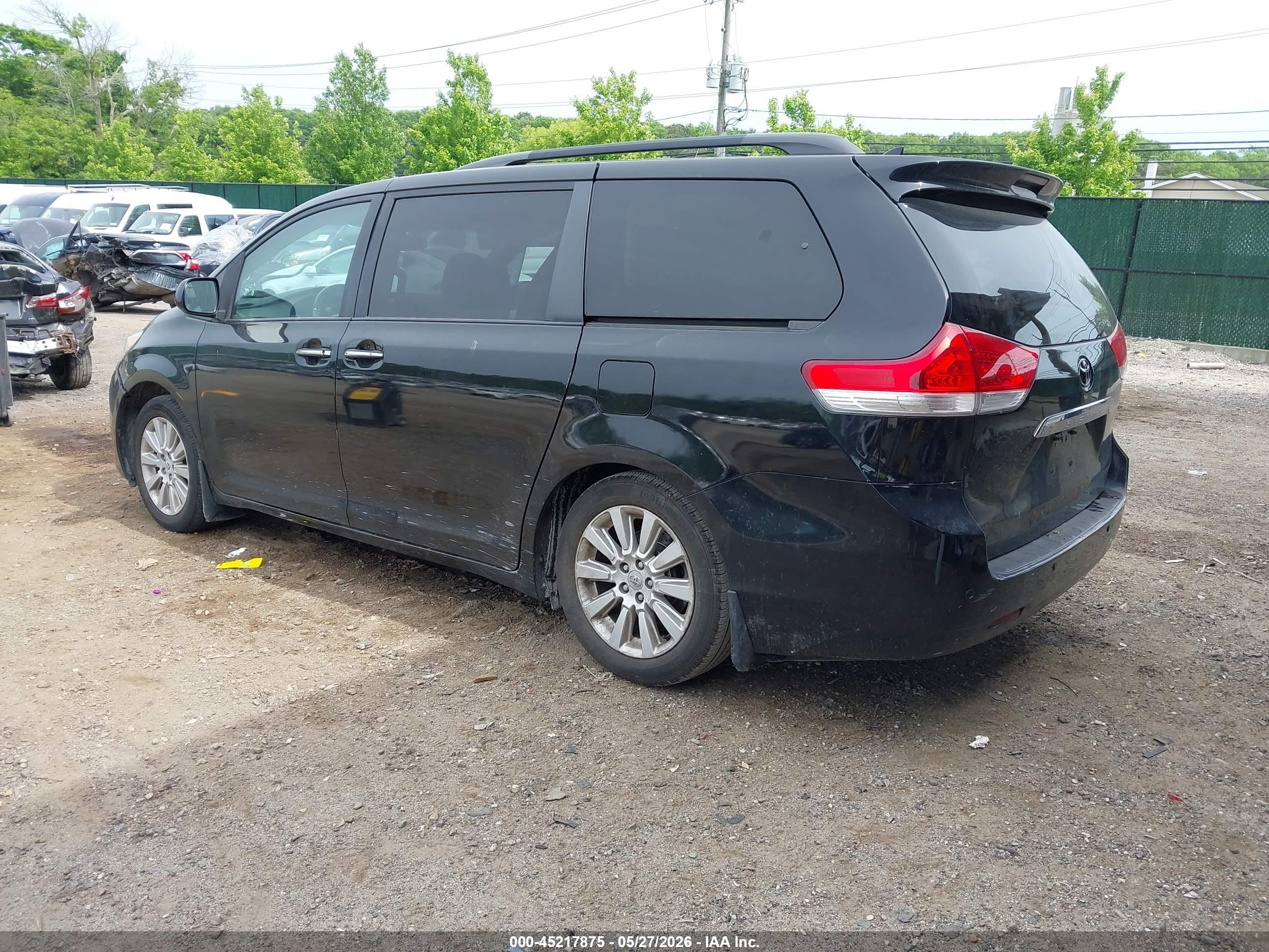 2011 Toyota Sienna Limited V6 Черный vin: 5TDYK3DCXBS119841