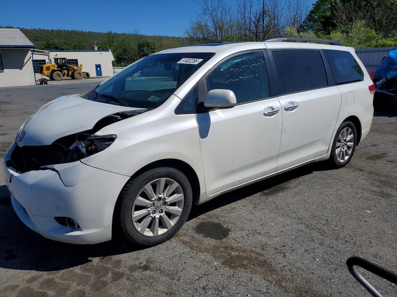 2012 Toyota Sienna Limited 7-passenger White vin: 5TDYK3DCXCS256117