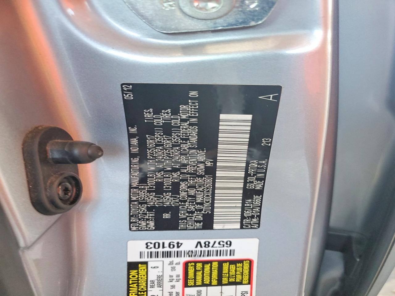2012 Toyota Sienna Xle 8-passenger Silver vin: 5TDYK3DCXCS260801