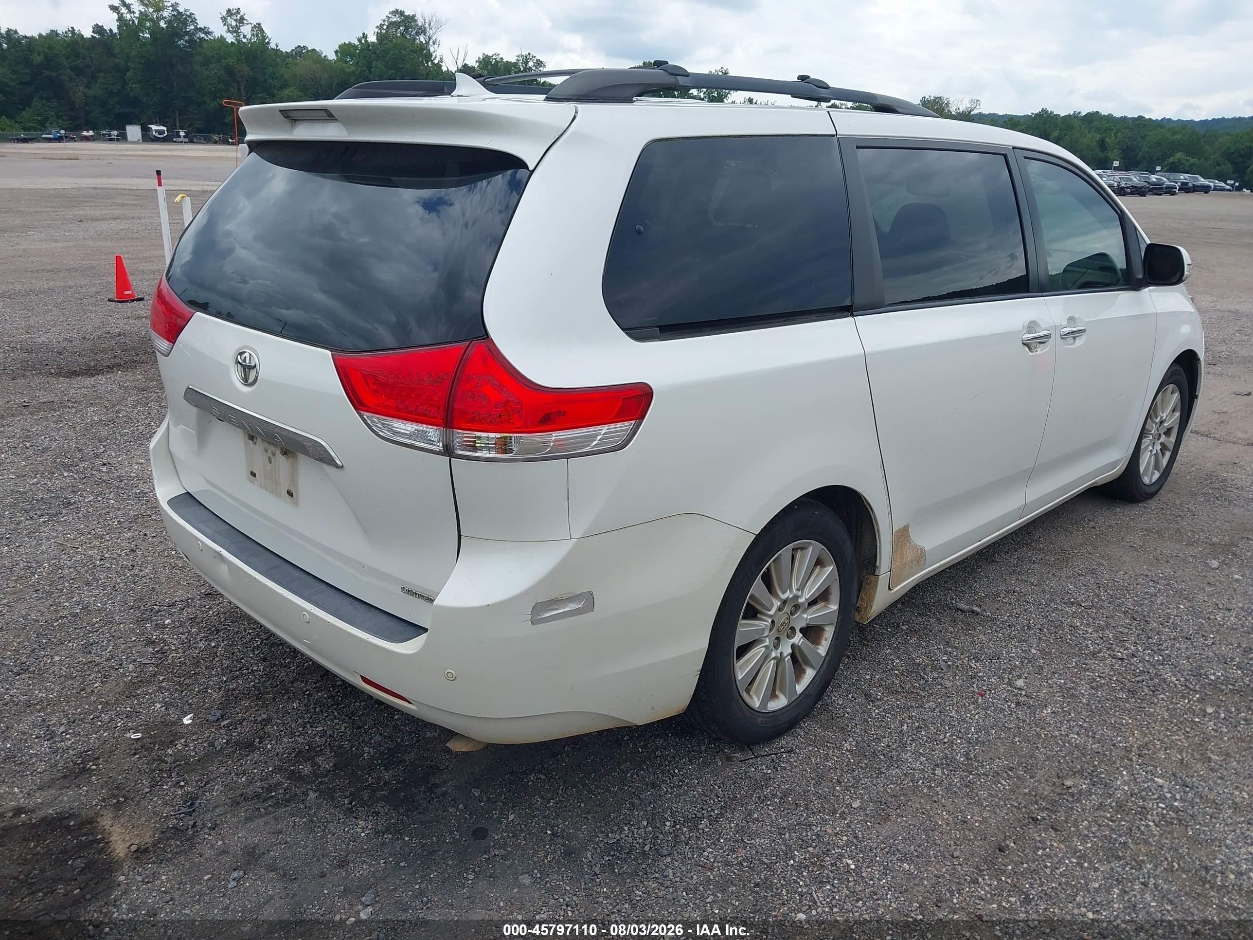 2014 Toyota Sienna Limited V6 7 Passenger Белый vin: 5TDYK3DCXES460743