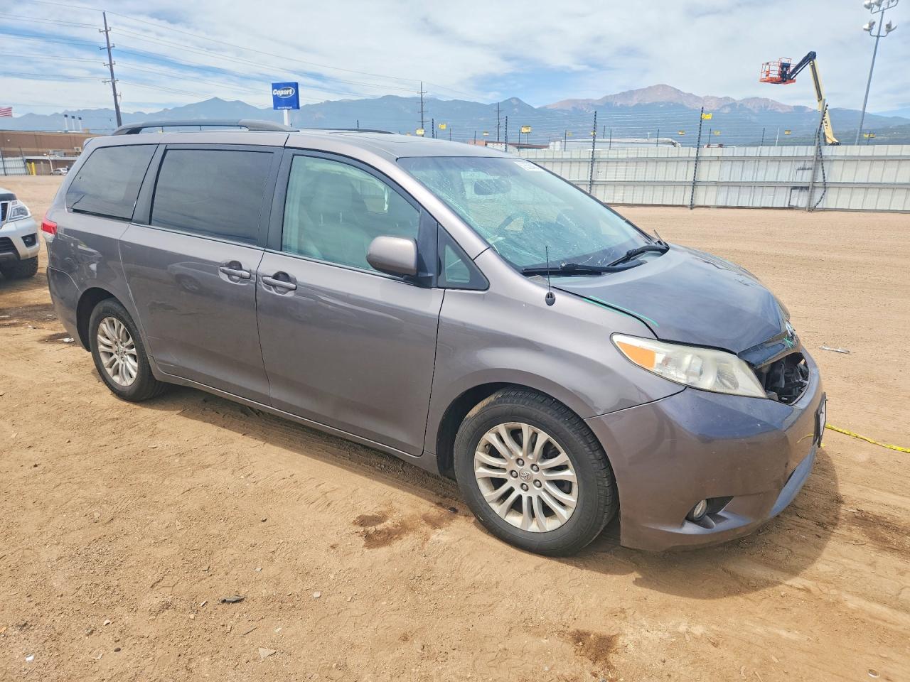 2014 Toyota Sienna Xle 8-passenger Серый vin: 5TDYK3DCXES497730