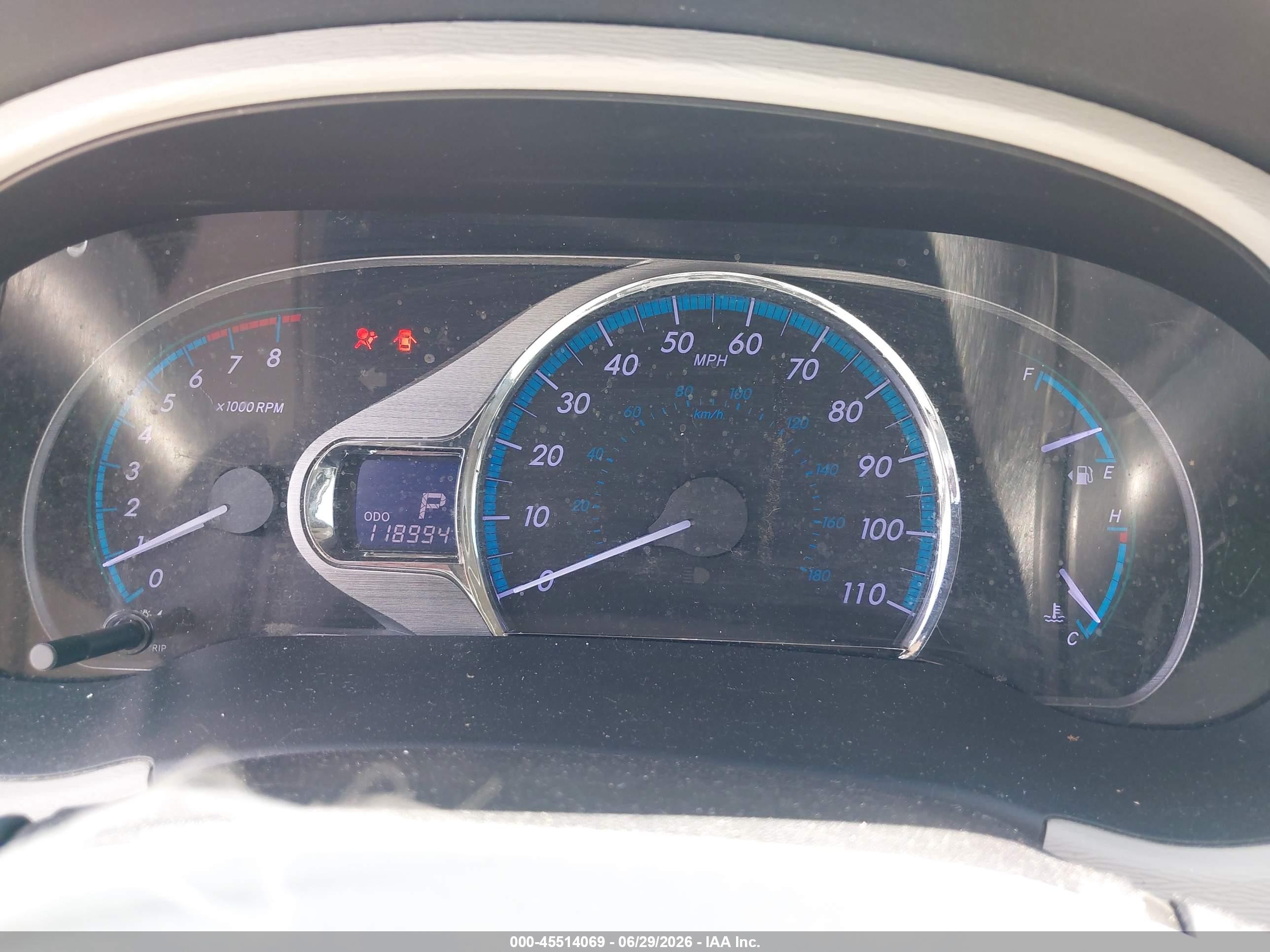 2014 Toyota Sienna Xle V6 8 Passenger Silver vin: 5TDYK3DCXES522478