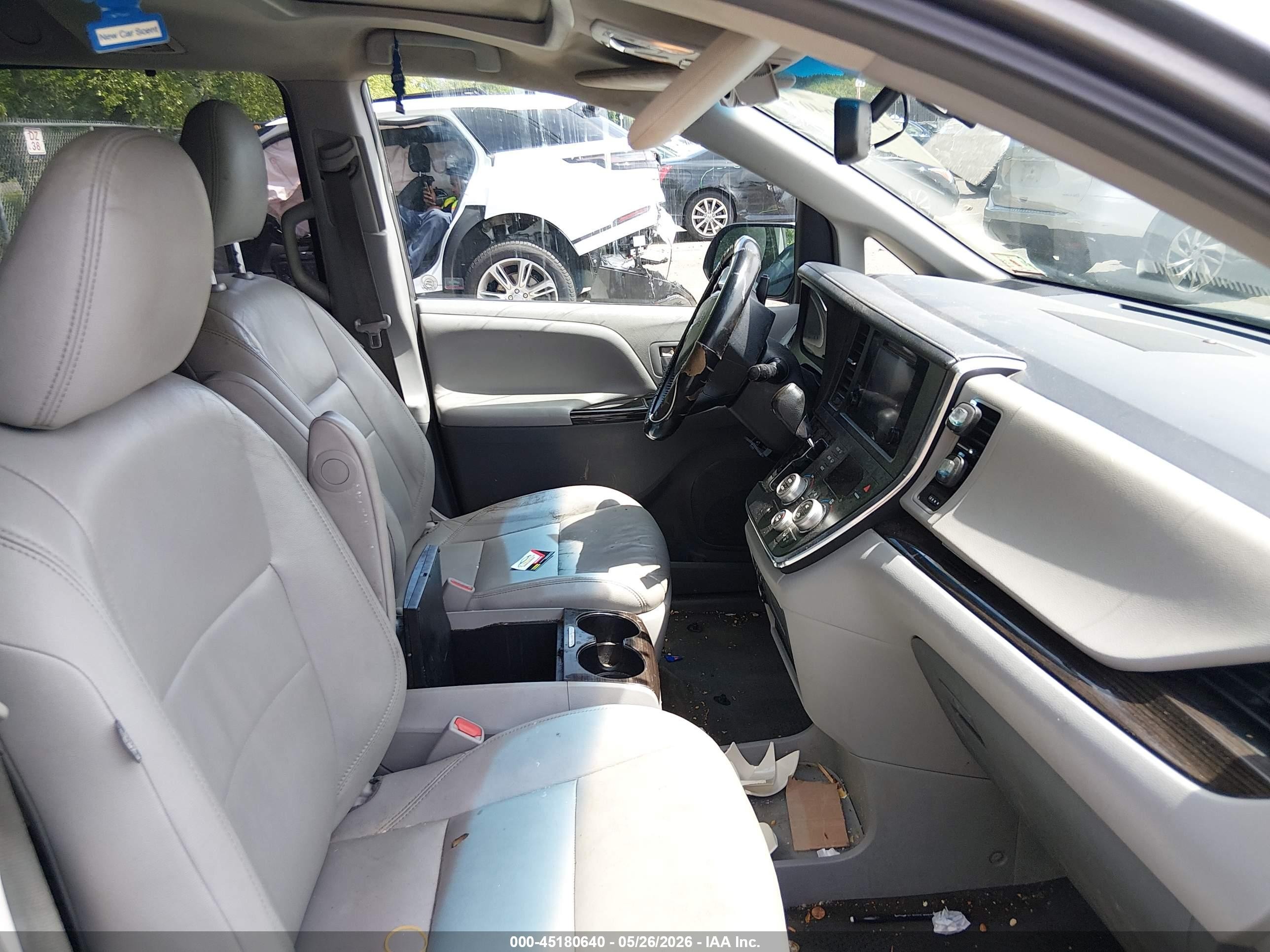 2015 Toyota Sienna Xle 8 Passenger Gray vin: 5TDYK3DCXFS546930