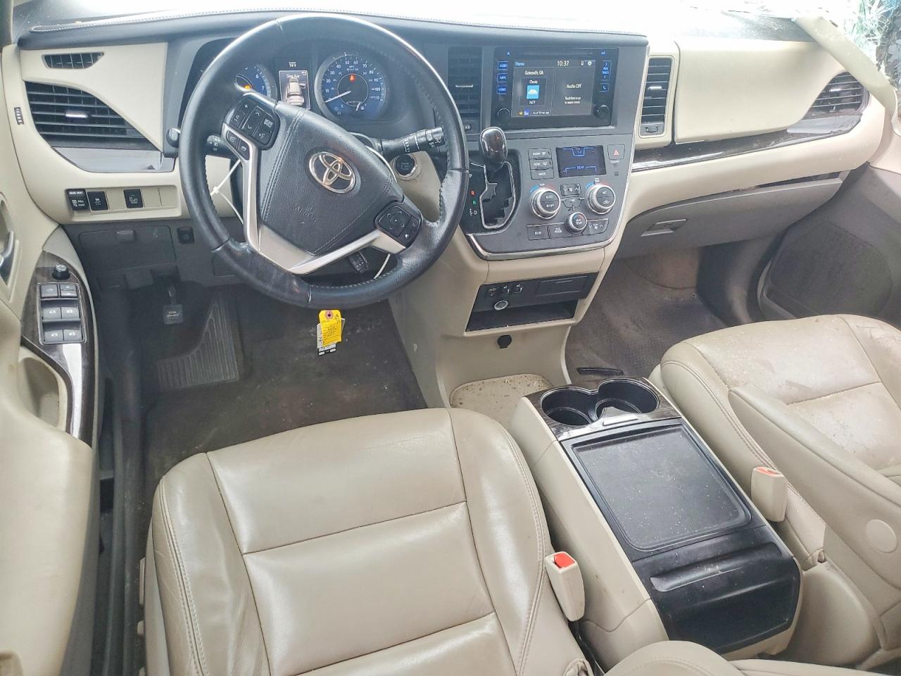 2015 Toyota Sienna Xle 8-passenger White vin: 5TDYK3DCXFS570497