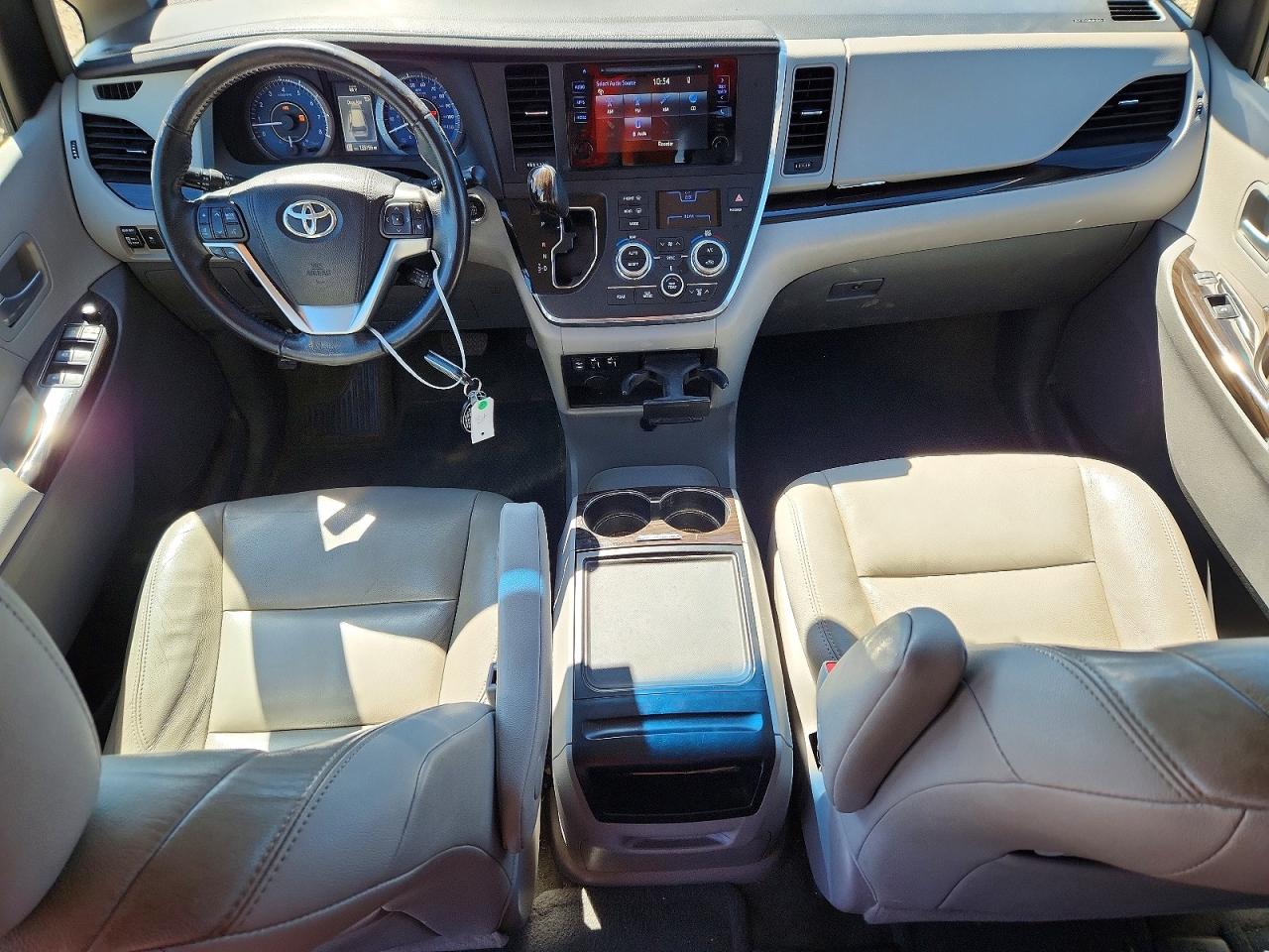 2015 Toyota Sienna Xle 8-passenger Black vin: 5TDYK3DCXFS571083