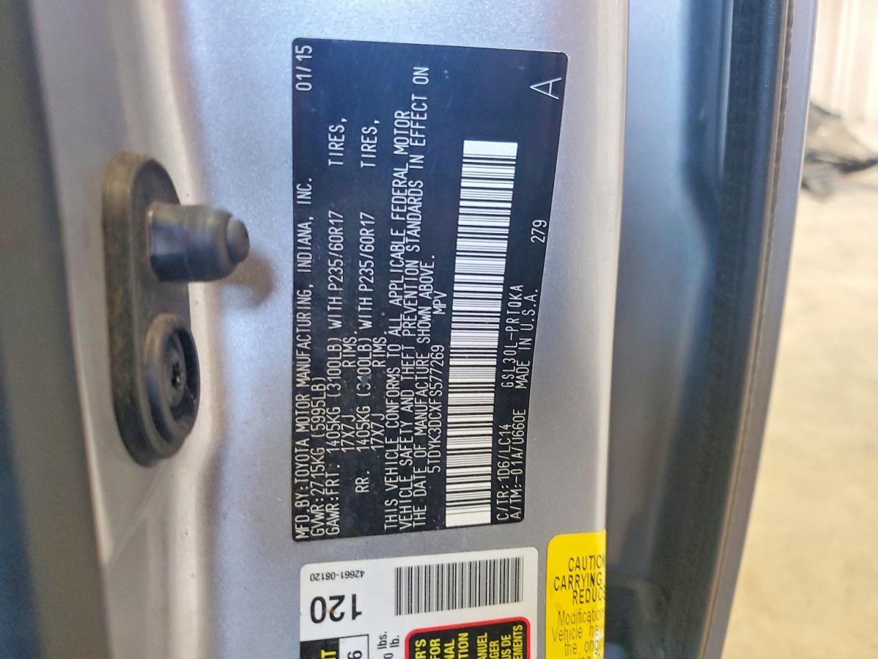 2015 Toyota Sienna Xle 8-passenger Silver vin: 5TDYK3DCXFS577269