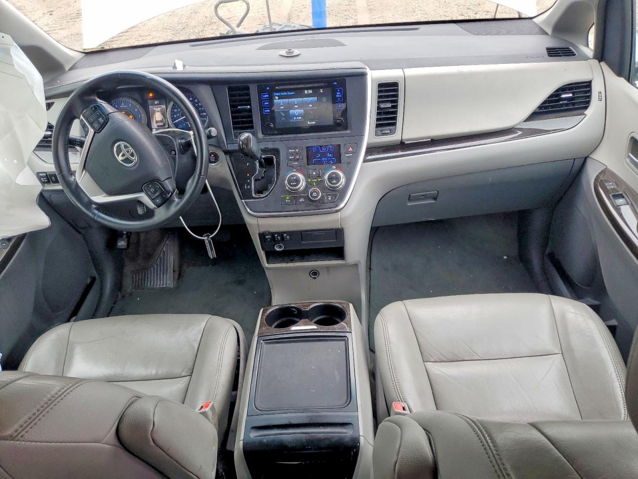 2015 Toyota Sienna Xle 8-passenger Silver vin: 5TDYK3DCXFS578096