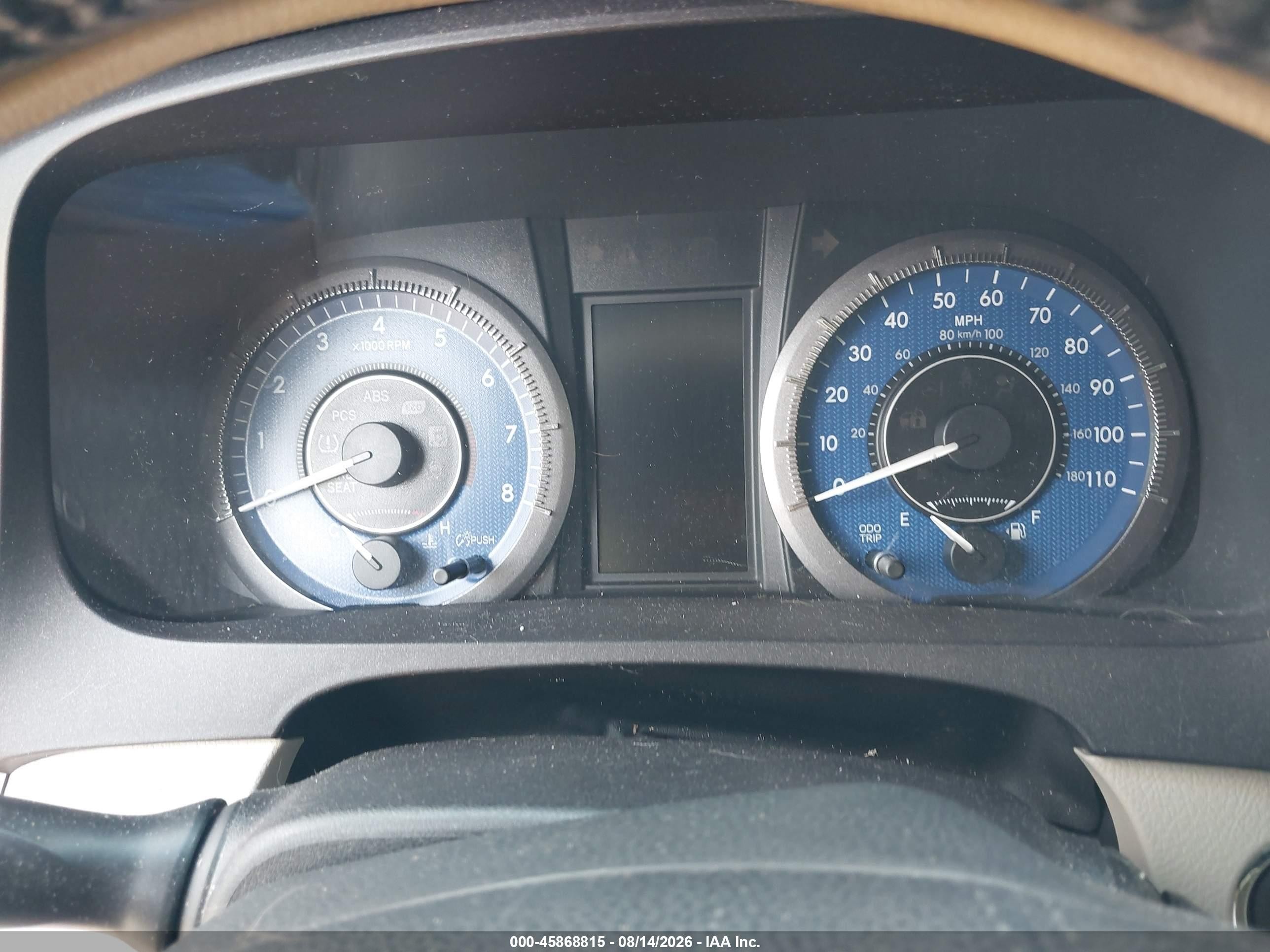 2015 Toyota Sienna Xle 8 Passenger Золотой vin: 5TDYK3DCXFS646154