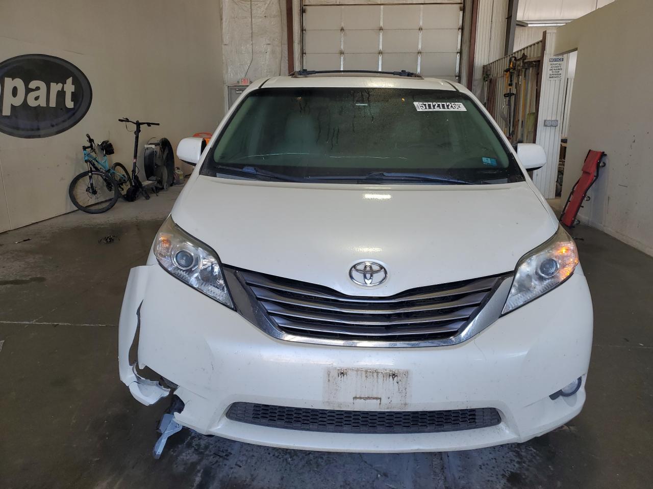 2015 Toyota Sienna Xle Premium 8-passenger White vin: 5TDYK3DCXFS651936 Damage: Left Head Lamp, Faded, Repair Required