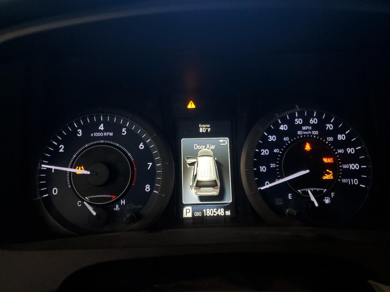 2015 Toyota Sienna Xle Premium 8-passenger White vin: 5TDYK3DCXFS651936 Damage: Warning Light - Engine, On, Unacceptable