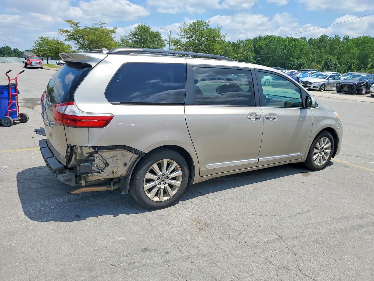 2015 Toyota Sienna Limited Premium 7-passenger Желто-коричневый vin: 5TDYK3DCXFS653217