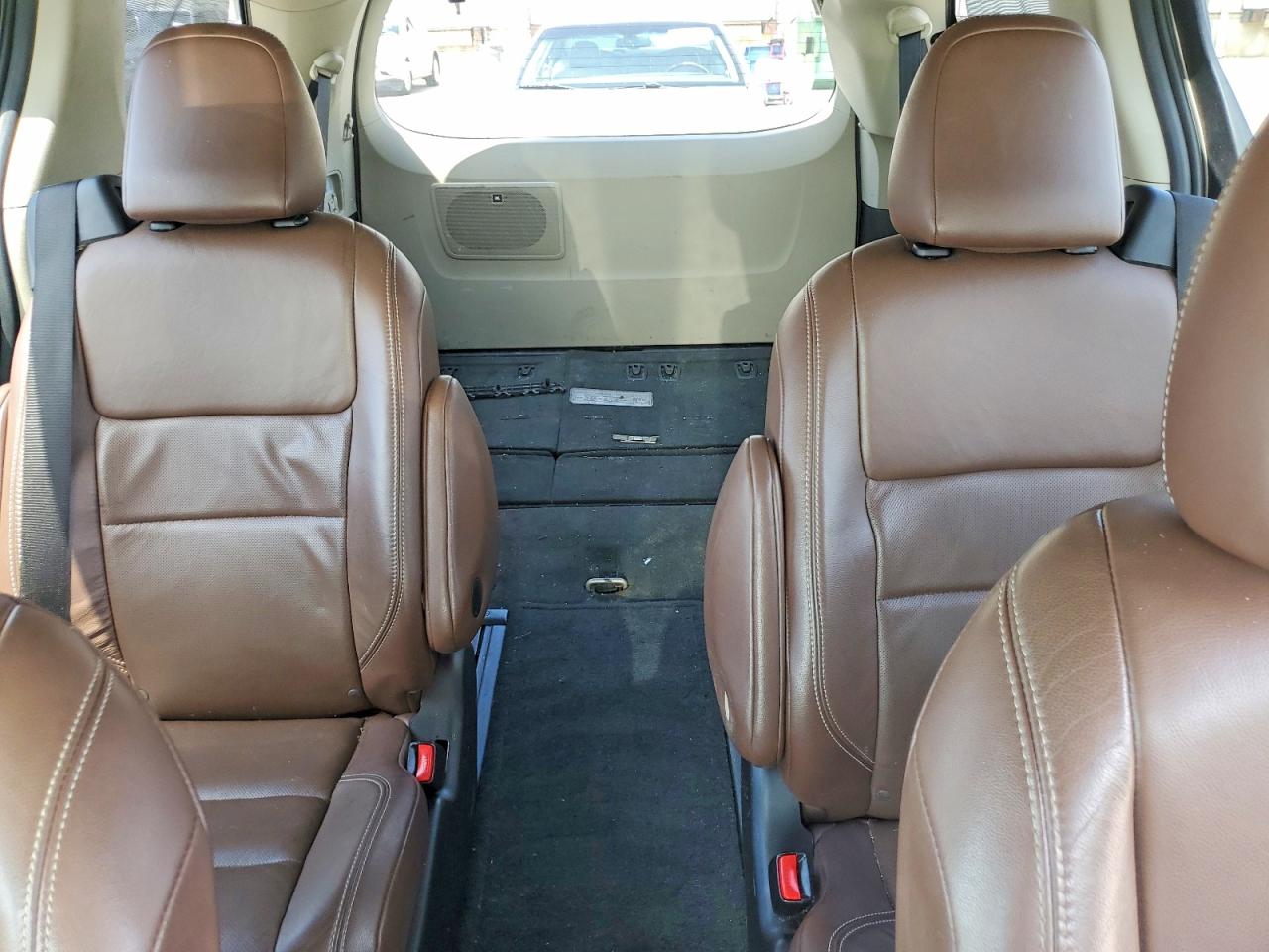 2015 Toyota Sienna Limited Premium 7-passenger Желто-коричневый vin: 5TDYK3DCXFS653217