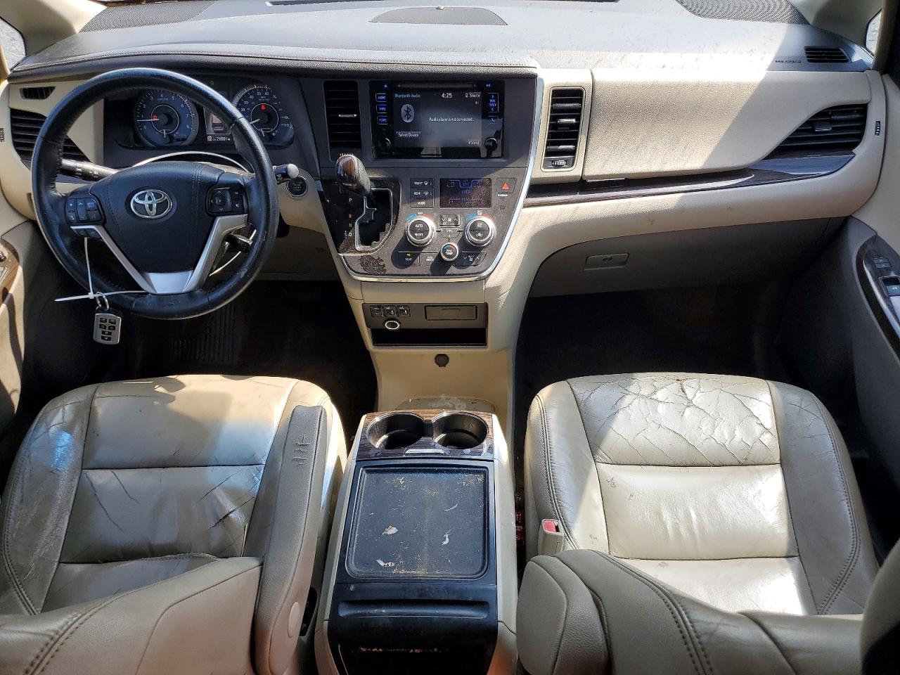 2015 Toyota Sienna Xle 8-passenger Черный vin: 5TDYK3DCXFS668526