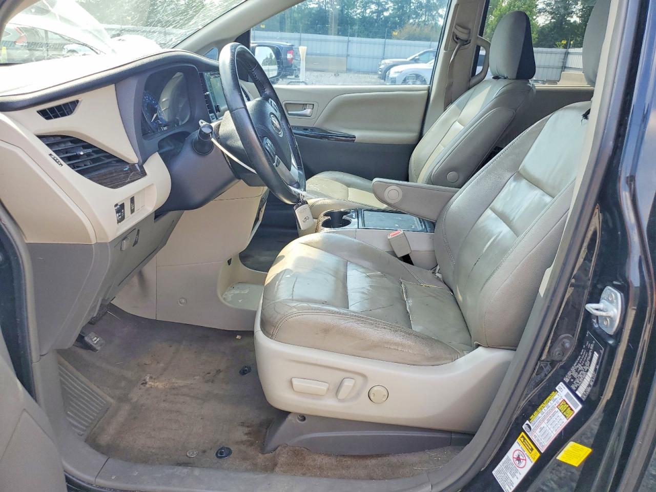 2015 Toyota Sienna Xle 8-passenger Черный vin: 5TDYK3DCXFS668526