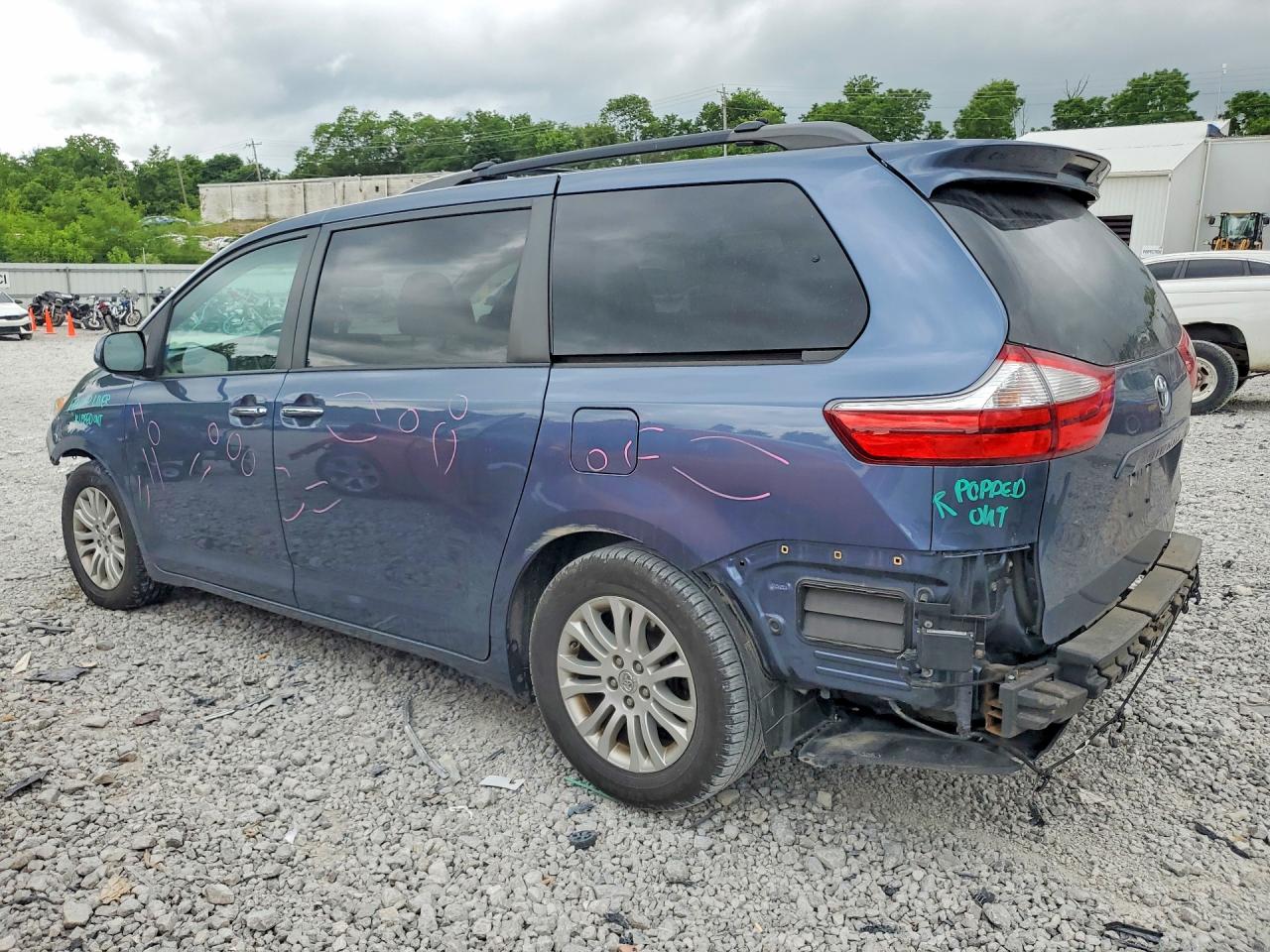 2015 Toyota Sienna Xle 8-passenger Синий vin: 5TDYK3DCXFS671748