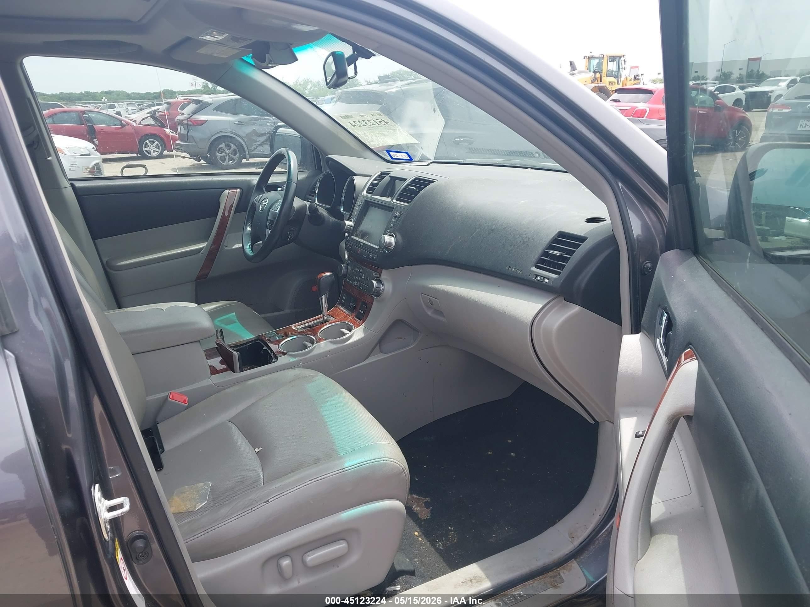 2012 Toyota Highlander Limited V6 Silver vin: 5TDYK3EH0CS079894