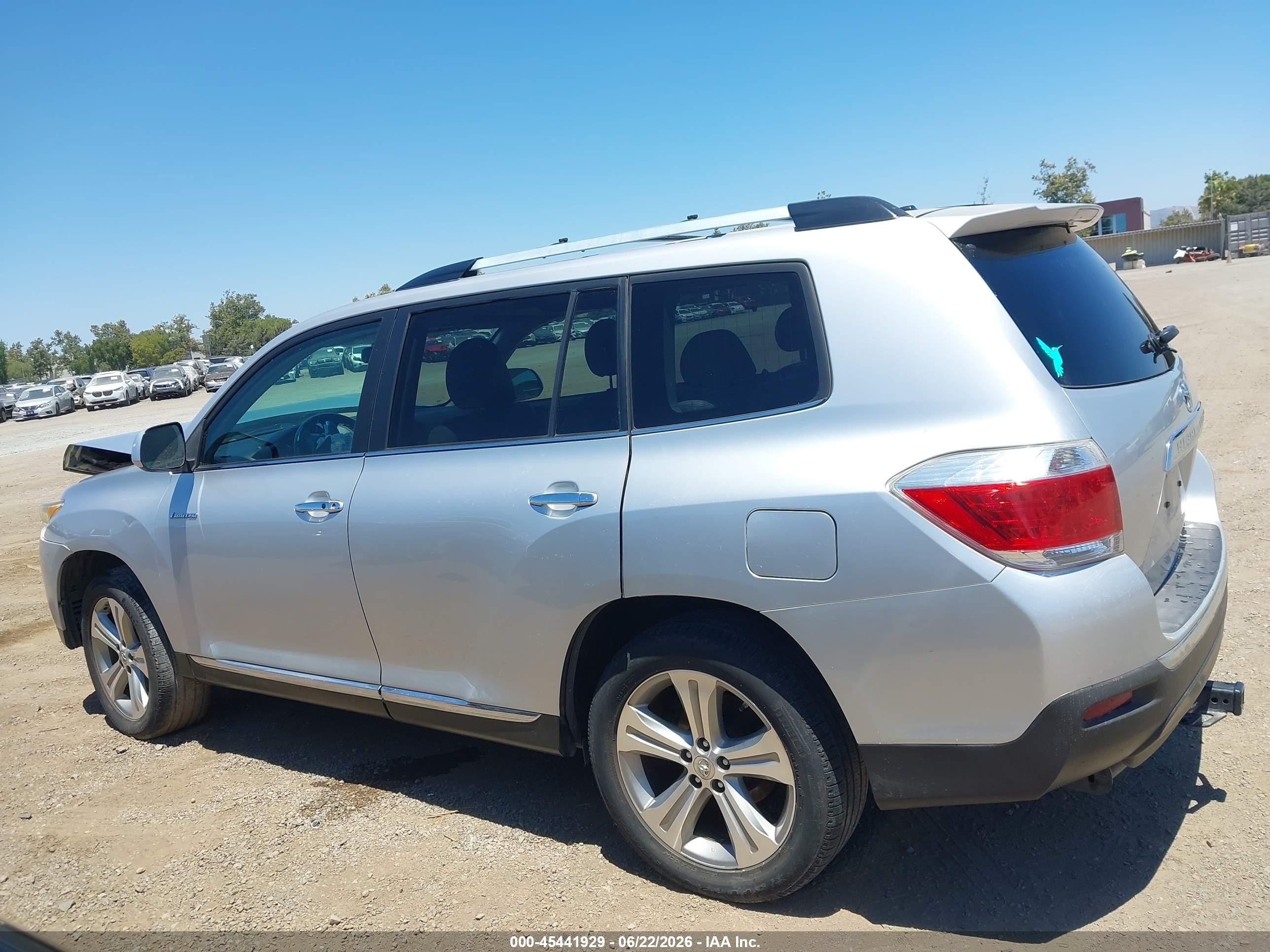 2012 Toyota Highlander Limited V6 Silver vin: 5TDYK3EH1CS063140