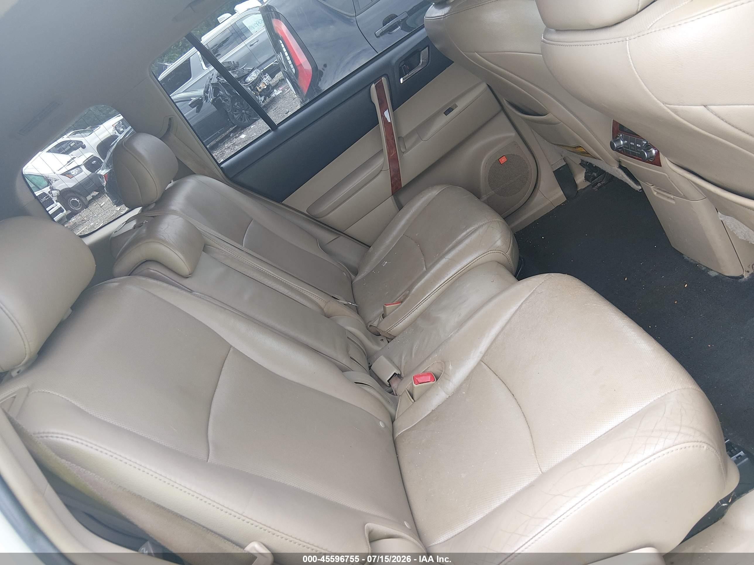 2012 Toyota Highlander Limited V6 White vin: 5TDYK3EH1CS083808