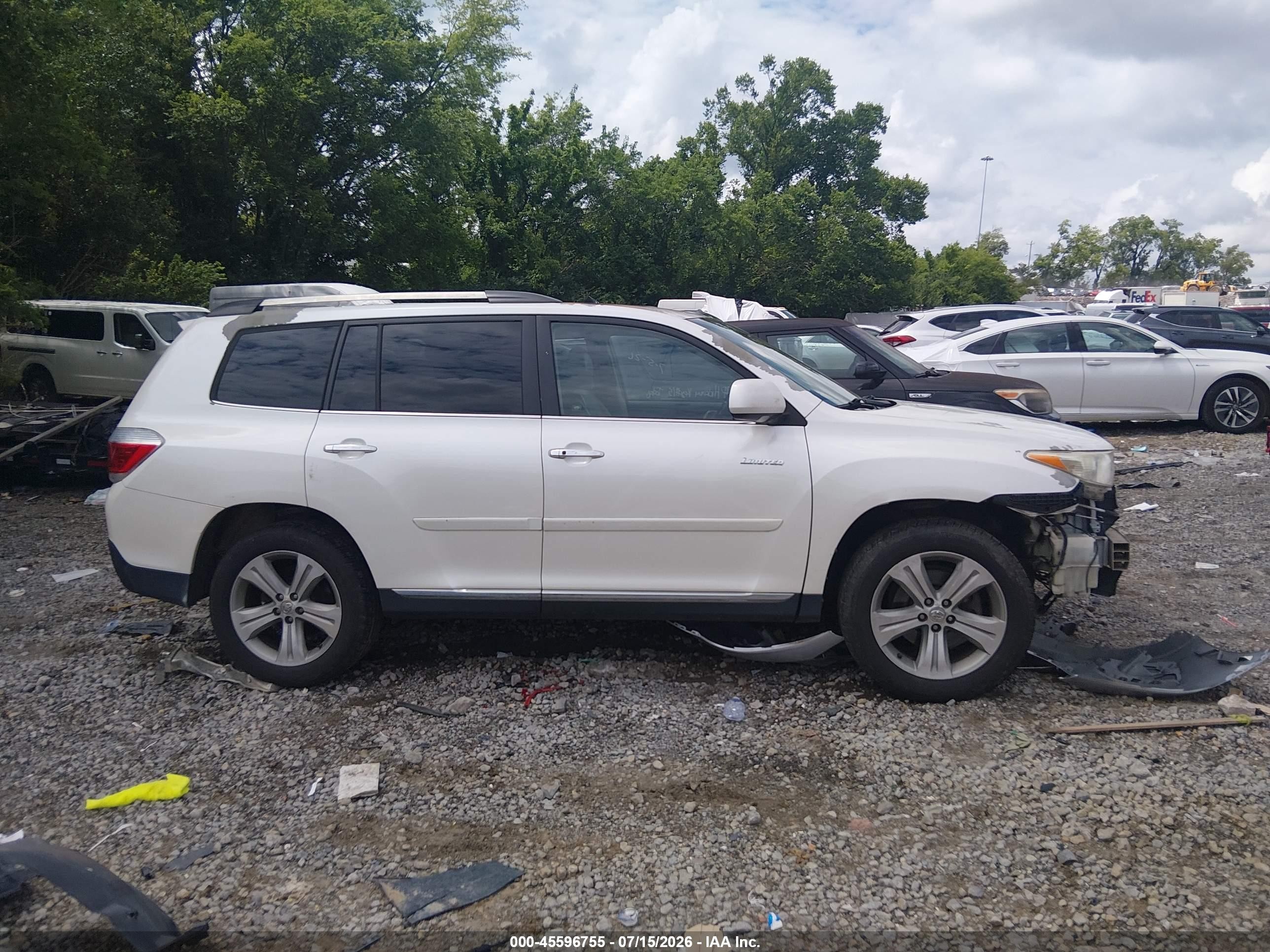 2012 Toyota Highlander Limited V6 White vin: 5TDYK3EH1CS083808