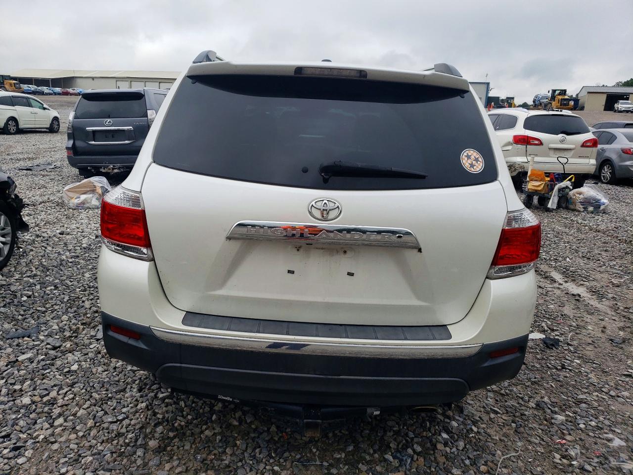 2012 Toyota Highlander Limited Белый vin: 5TDYK3EH2CS052115