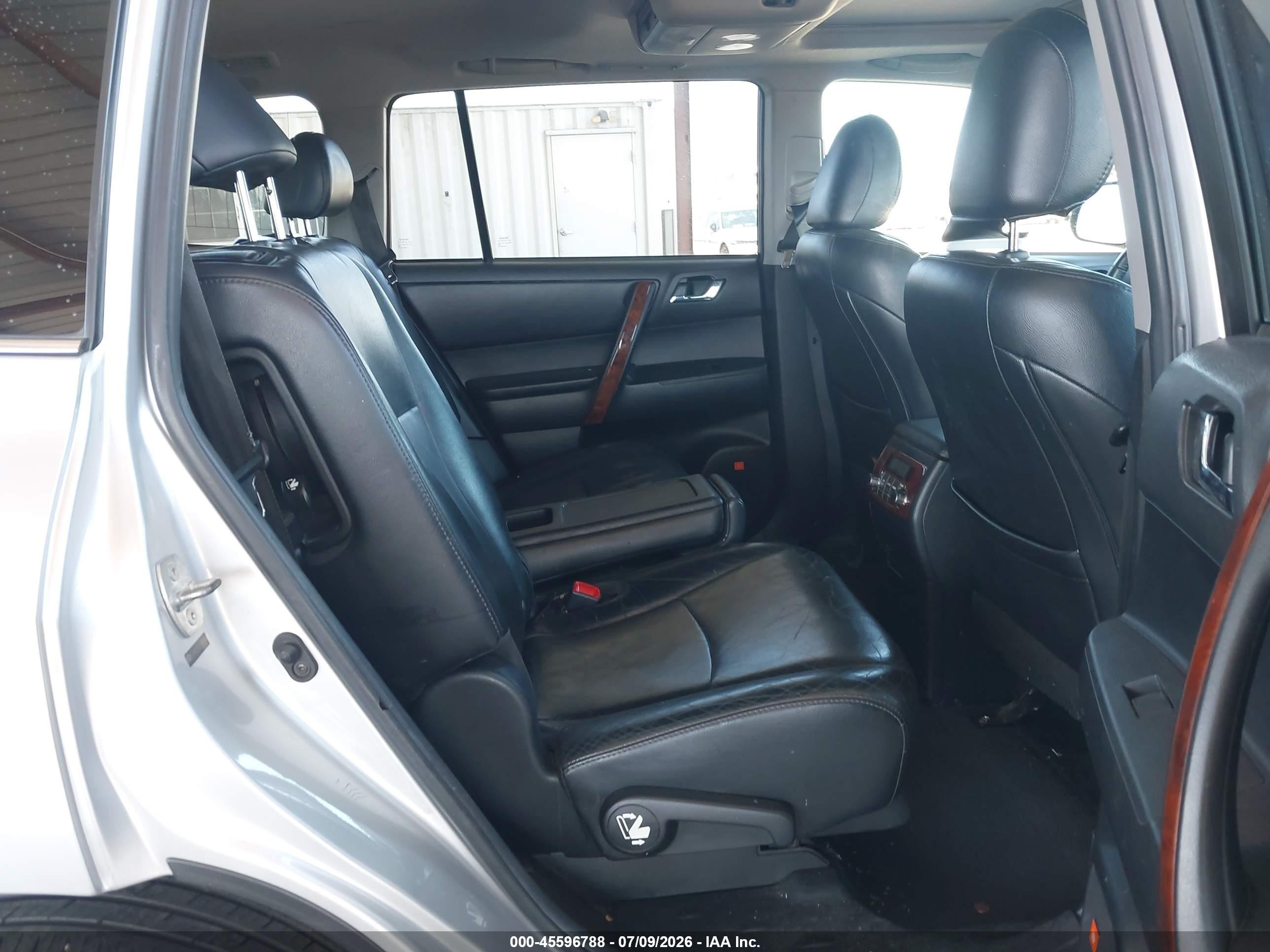 2012 Toyota Highlander Limited V6 Silver vin: 5TDYK3EH2CS081694