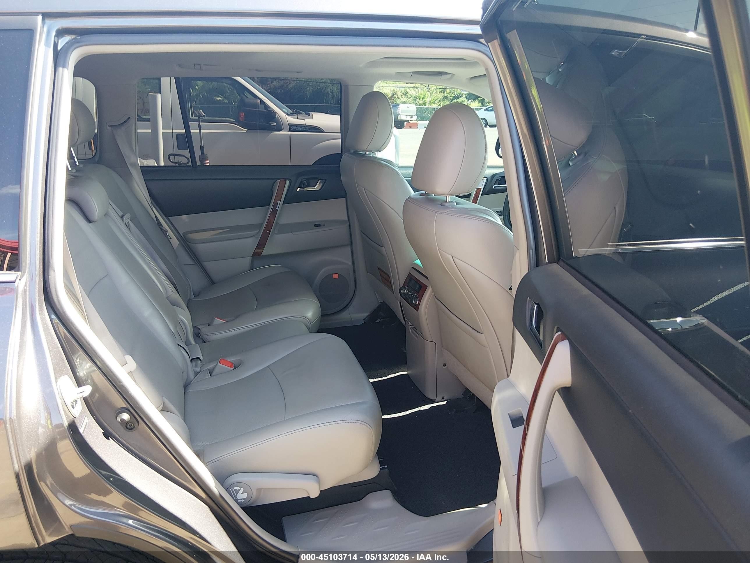 2012 Toyota Highlander Limited V6 Gray vin: 5TDYK3EH2CS085132