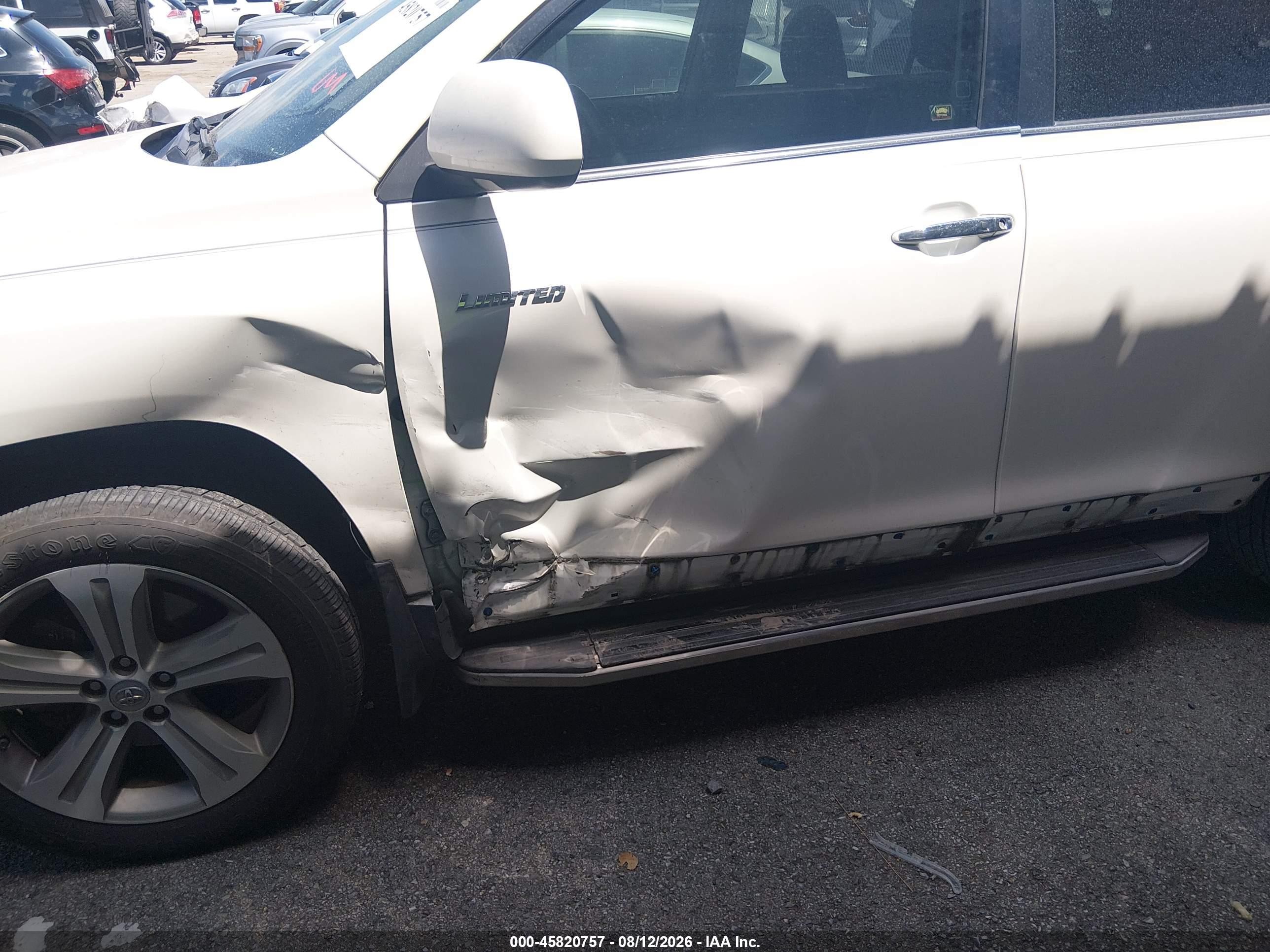2013 Toyota Highlander Limited V6 Кремовый vin: 5TDYK3EH2DS118292