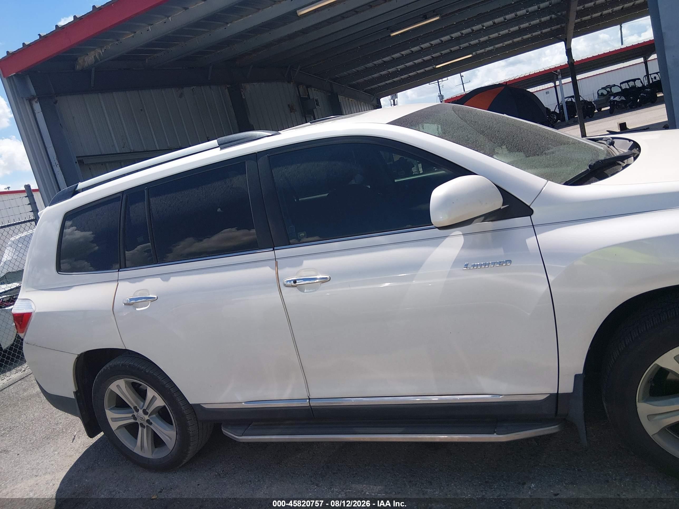 2013 Toyota Highlander Limited V6 Кремовый vin: 5TDYK3EH2DS118292
