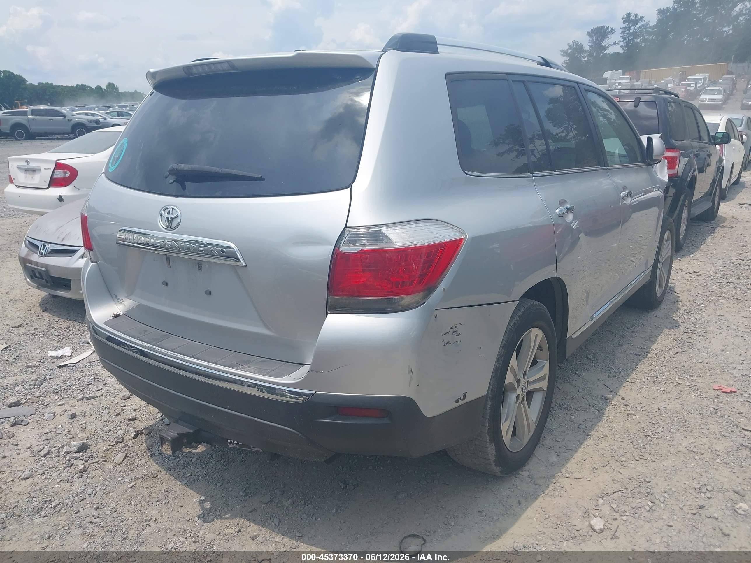 2013 Toyota Highlander Limited V6 Silver vin: 5TDYK3EH2DS139465