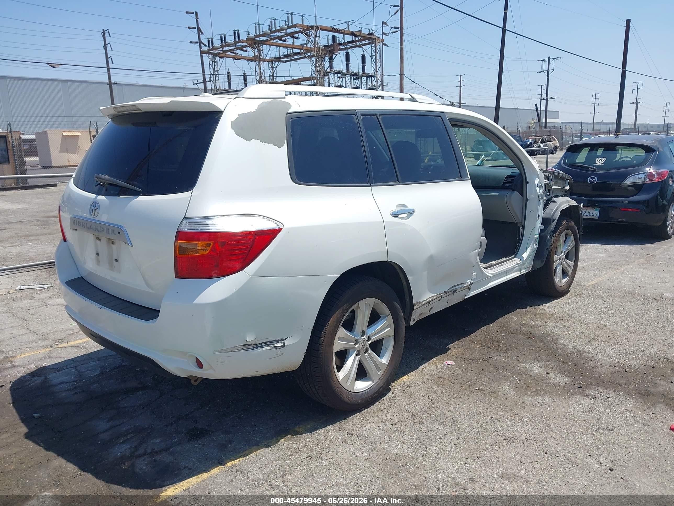 2010 Toyota Highlander Limited V6 White vin: 5TDYK3EH3AS004779