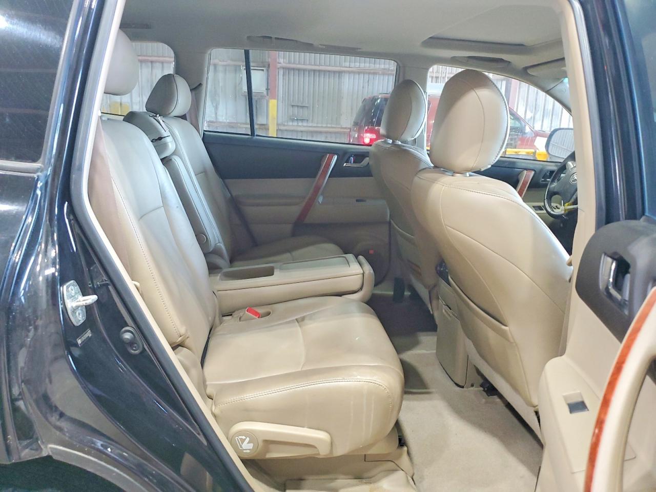 2010 Toyota Highlander Limited Black vin: 5TDYK3EH3AS007777