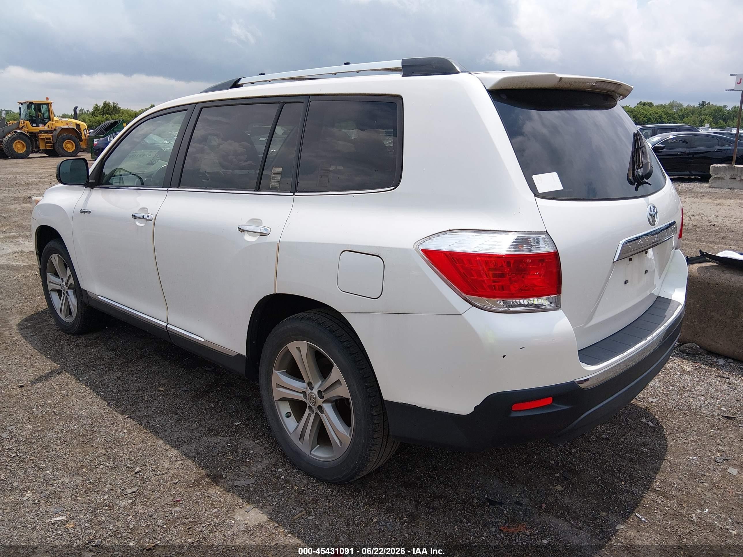 2011 Toyota Highlander Limited V6 White vin: 5TDYK3EH3BS033586
