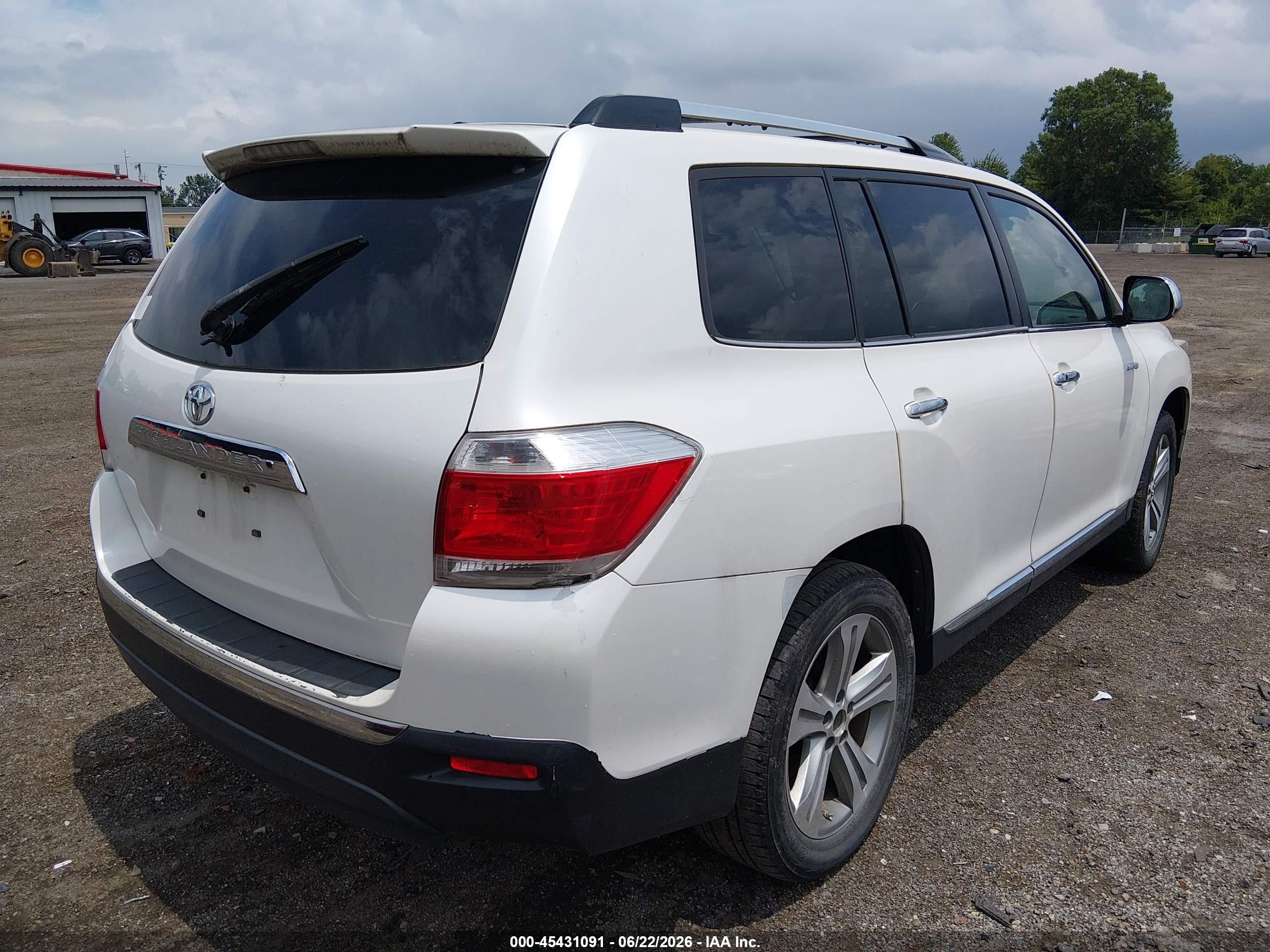 2011 Toyota Highlander Limited V6 White vin: 5TDYK3EH3BS033586
