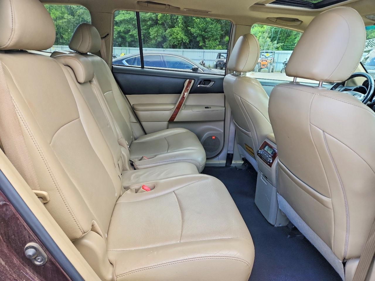 2011 Toyota Highlander Limited Burgundy vin: 5TDYK3EH3BS038433