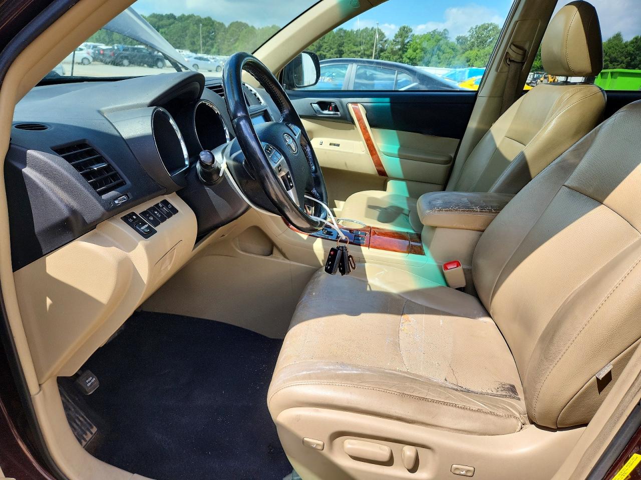 2011 Toyota Highlander Limited Burgundy vin: 5TDYK3EH3BS038433