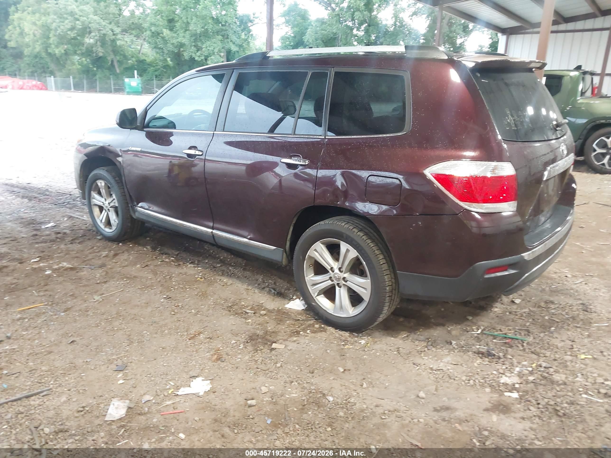2011 Toyota Highlander Limited V6 Burgundy vin: 5TDYK3EH3BS045950