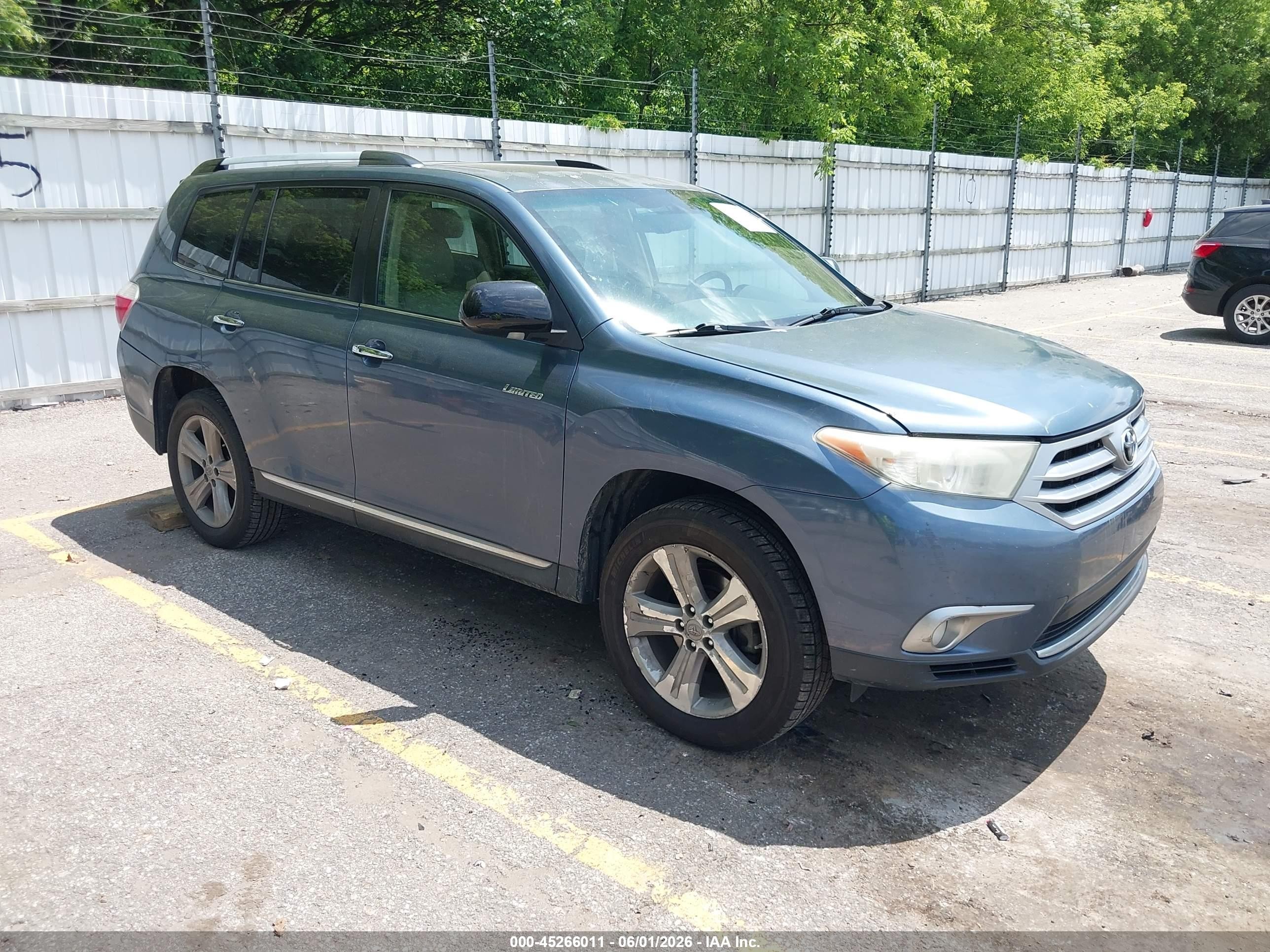 2013 Toyota Highlander Limited V6 Blue vin: 5TDYK3EH3DS097291