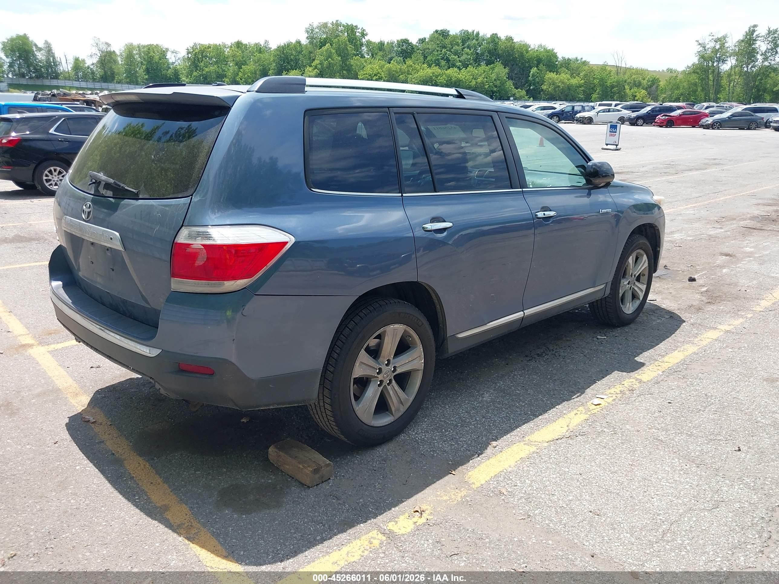 2013 Toyota Highlander Limited V6 Blue vin: 5TDYK3EH3DS097291