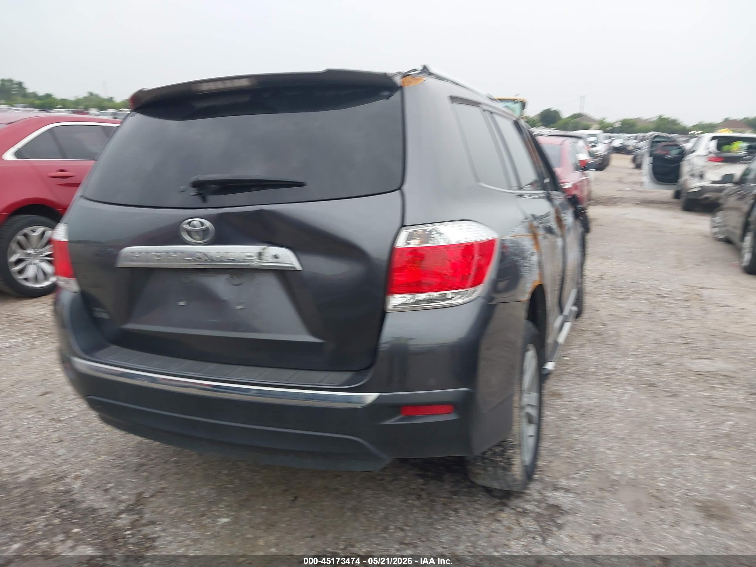 2013 Toyota Highlander Limited V6 Серый vin: 5TDYK3EH3DS102196