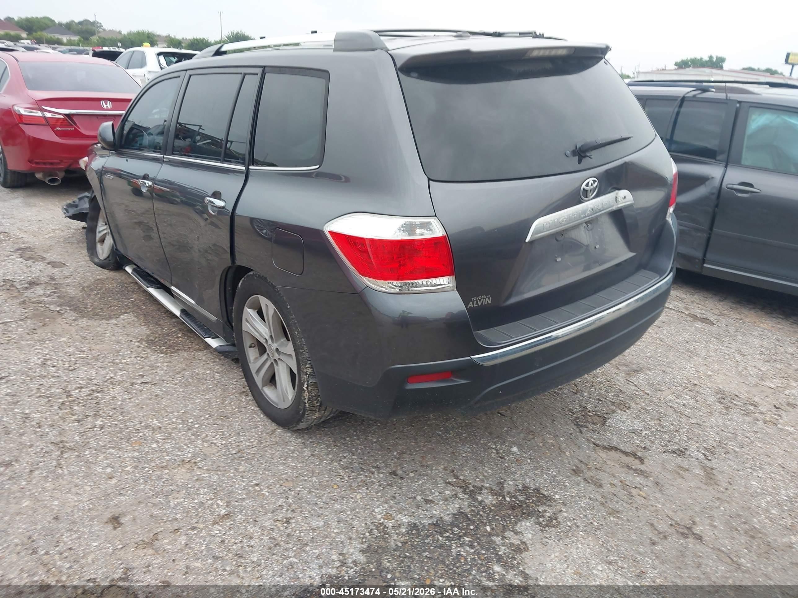 2013 Toyota Highlander Limited V6 Серый vin: 5TDYK3EH3DS102196