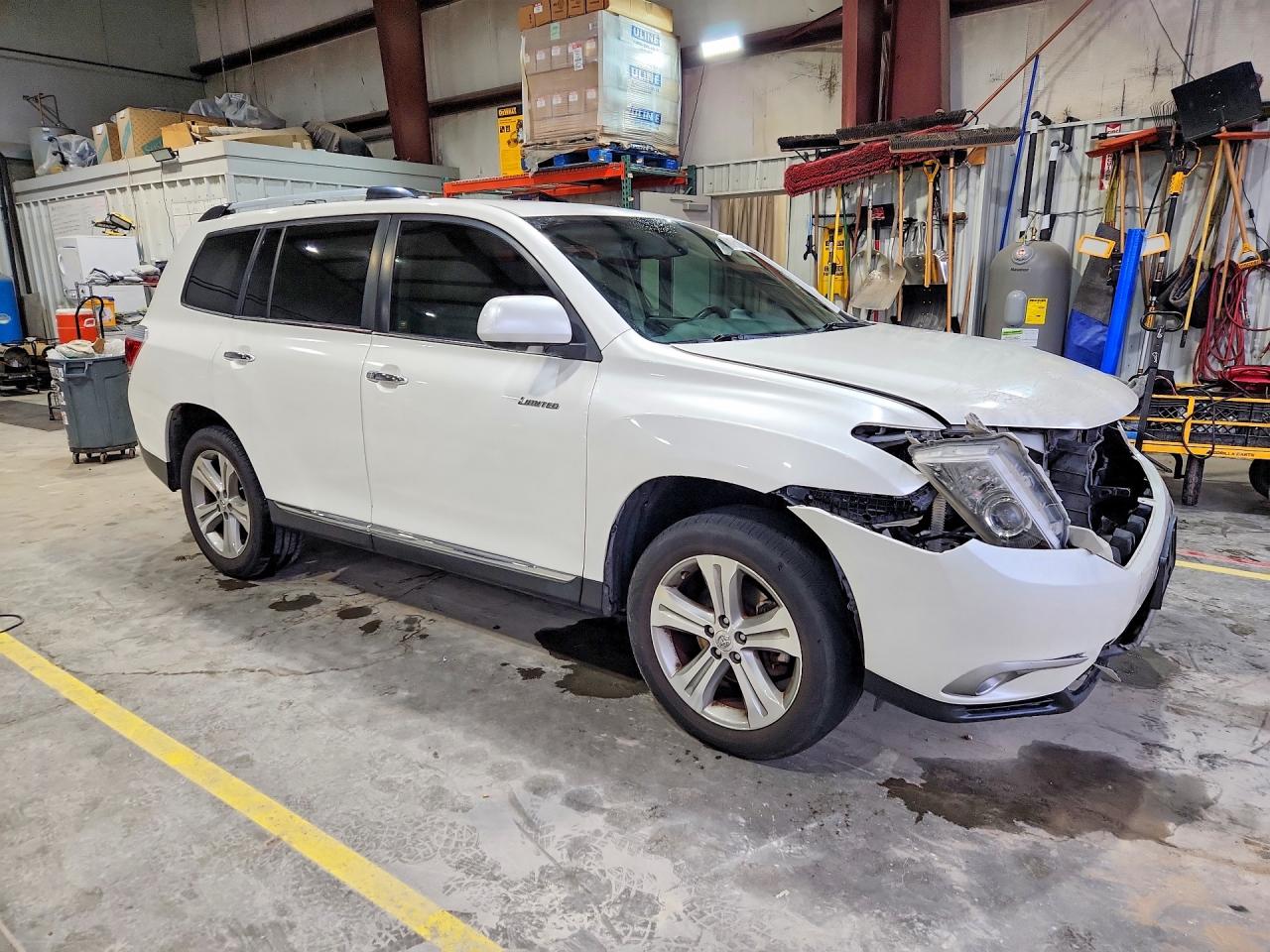 2013 Toyota Highlander Limited White vin: 5TDYK3EH3DS130189