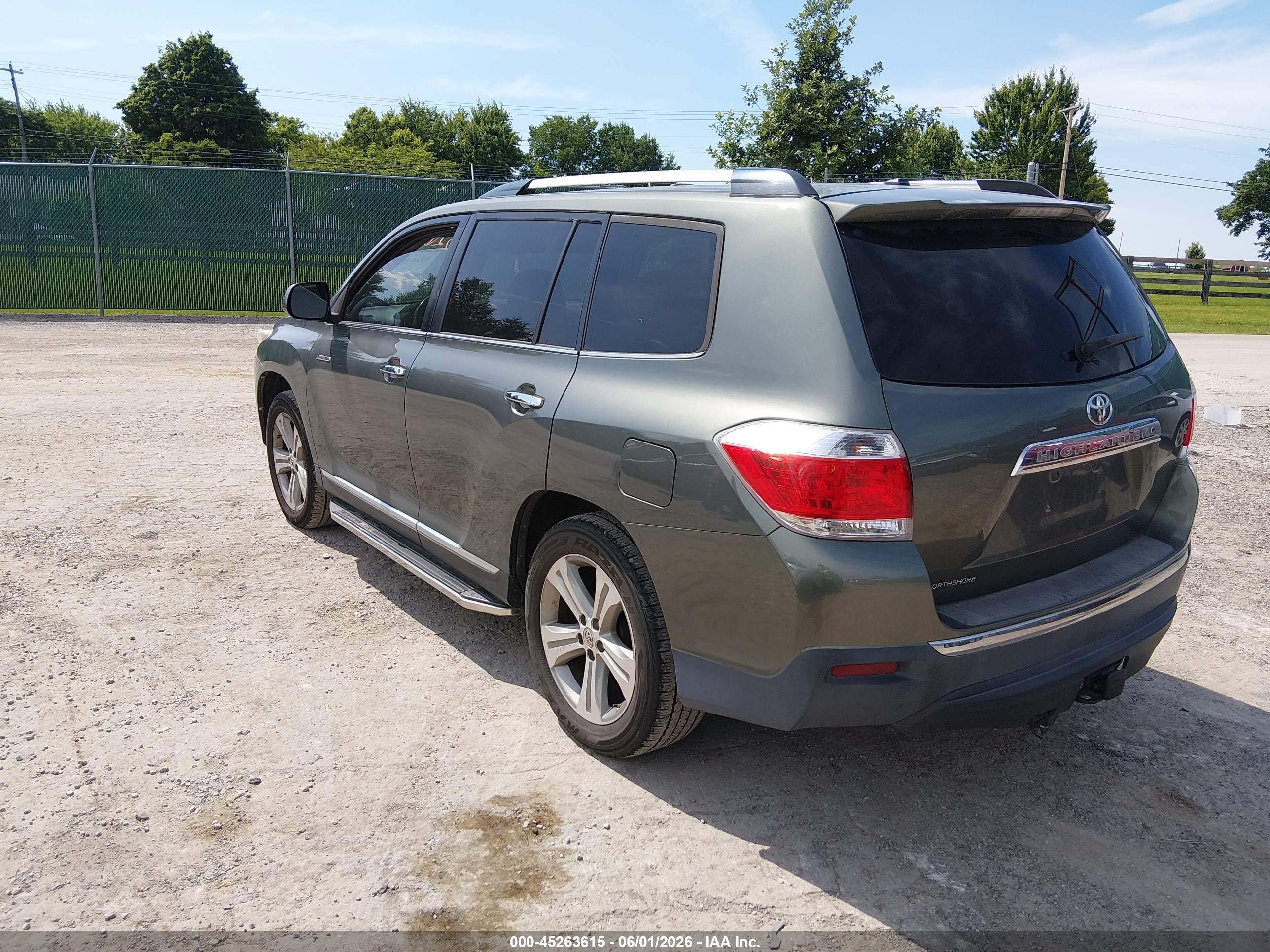 2013 Toyota Highlander Limited V6 Gray vin: 5TDYK3EH3DS136865