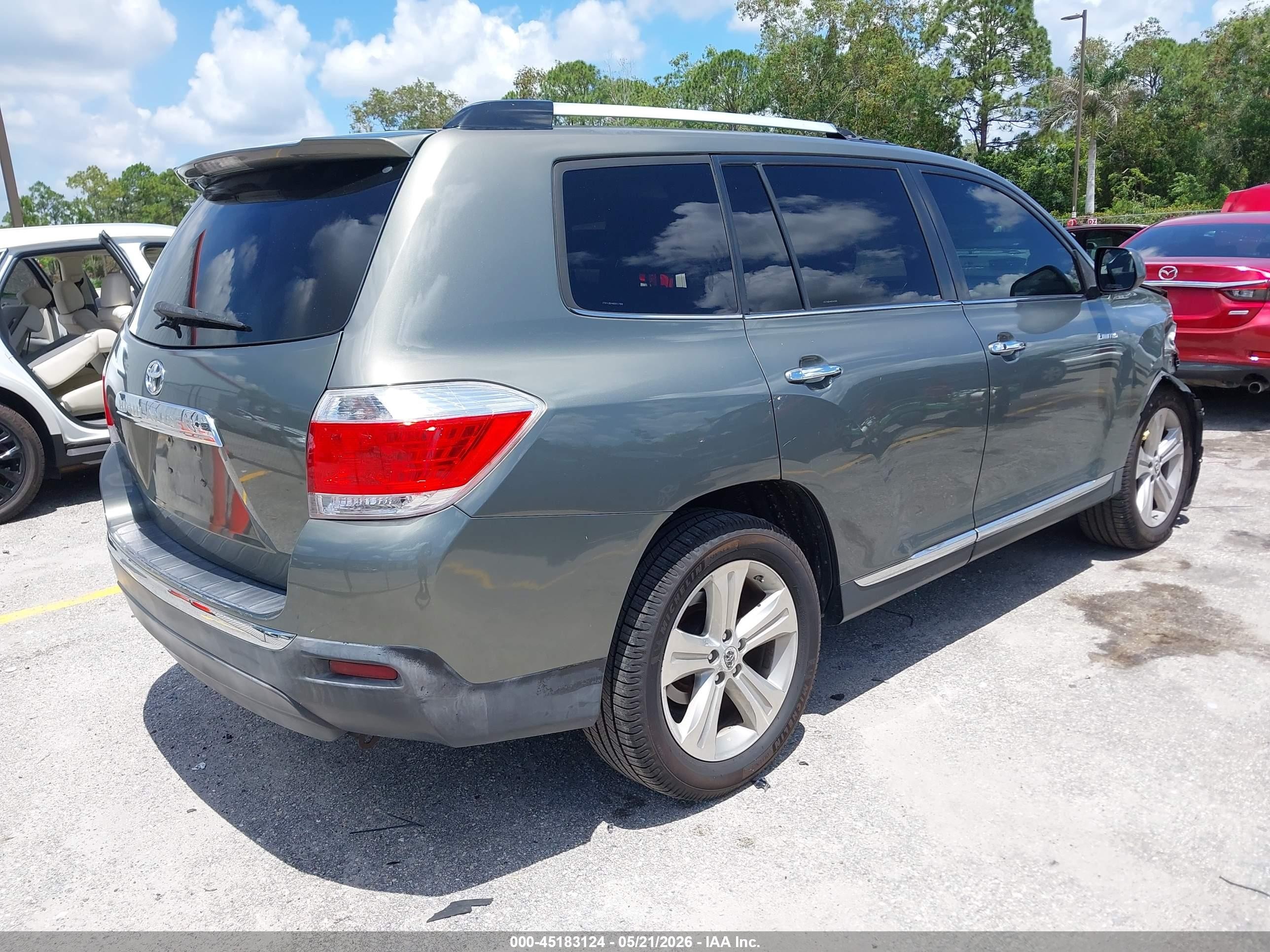 2011 Toyota Highlander Limited V6 Серый vin: 5TDYK3EH4BS027568